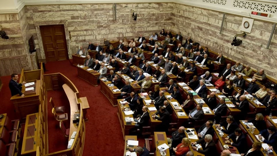 Οι βουλευτές του ΣΥΡΙΖΑ πετούν στα σκουπίδια το βαθμολόγιο Τσίπρα – Αρνούνται να αξιολογήσουν τους υπουργούς